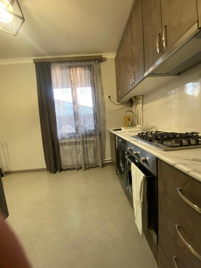 3 Cosy Apartment Near Airport Evn Erivan Exterior foto