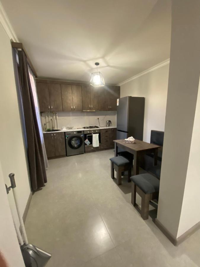 3 Cosy Apartment Near Airport Evn Erivan Exterior foto