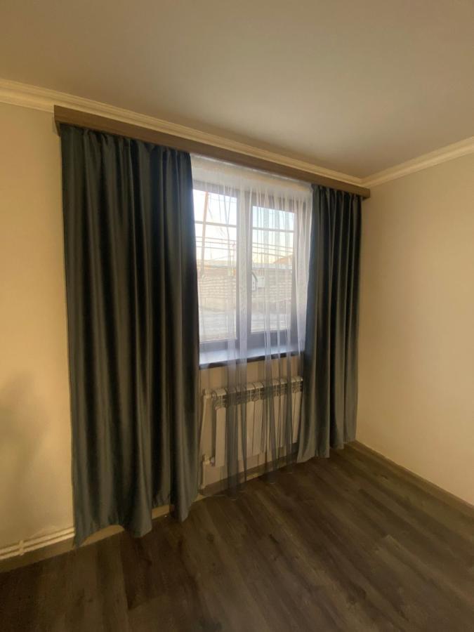 3 Cosy Apartment Near Airport Evn Erivan Exterior foto